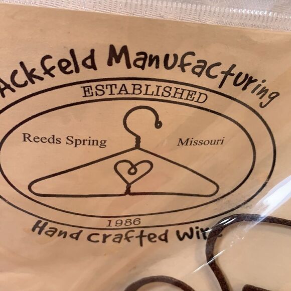 Quilting Gone Quilting Handcrafted Wire Classic Craft Holder Scrapbook Sewing - Picture 4 of 5